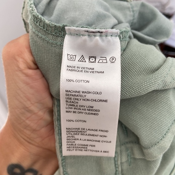 UO light green crop work pants with knee patch - Picture 8 of 8